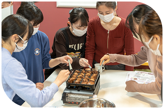 バレンタインスイーツの料理教室開催