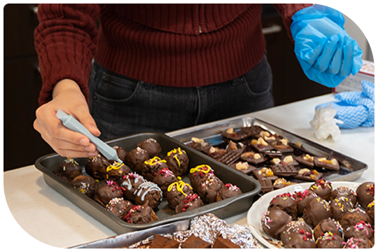 バレンタインスイーツの料理教室開催